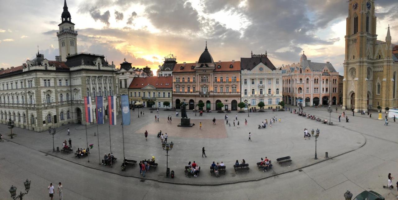 Apartment Panorama Central Novi Sad Eksteriør billede